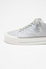 Arcus Gray