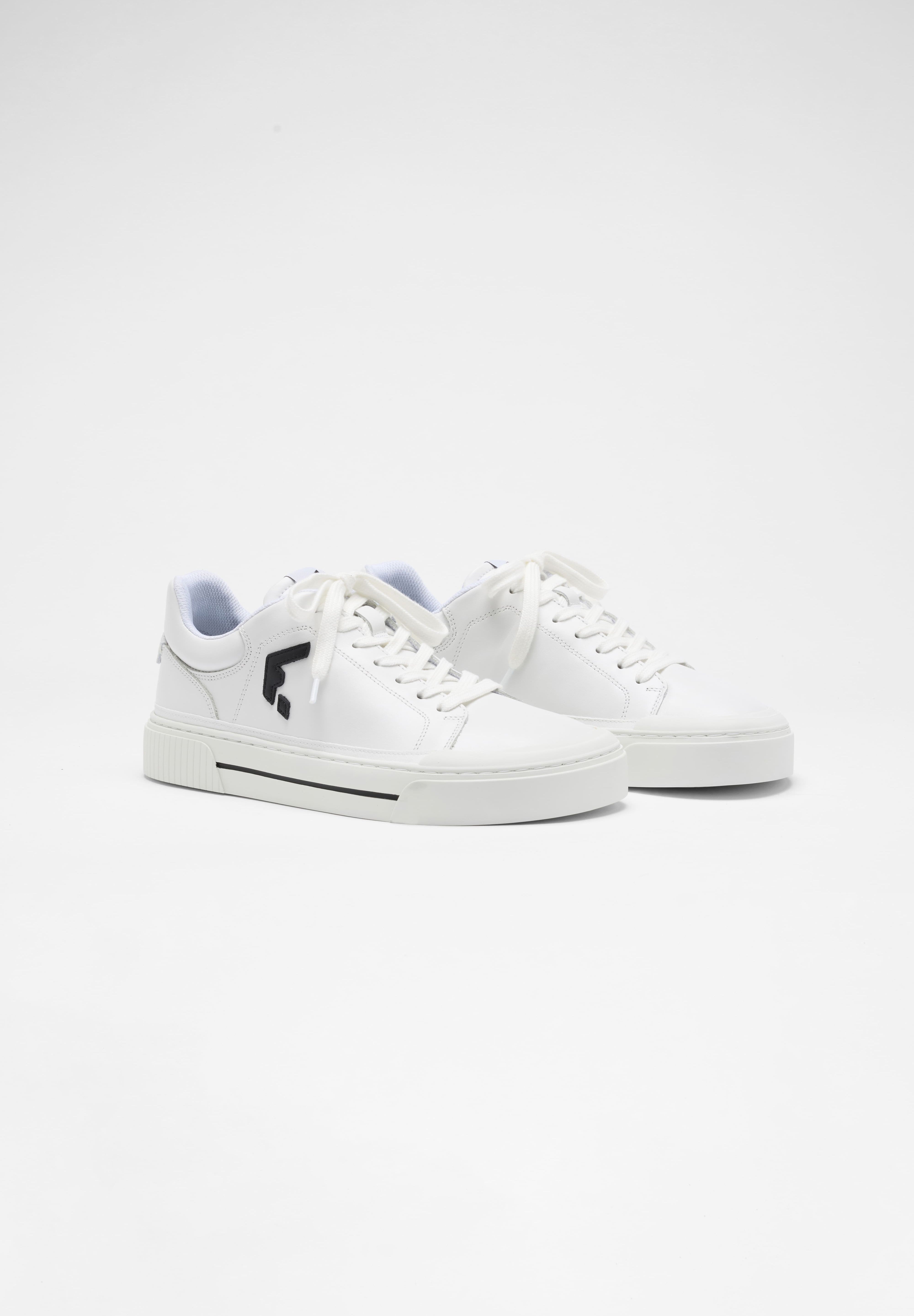 Arcus White