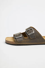 Maia Kaki Green